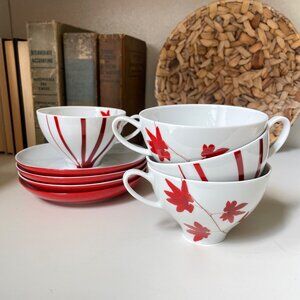 Mikasa Pure Red Flat Cup and Saucer Set Service for Four Porcelain SL 134
